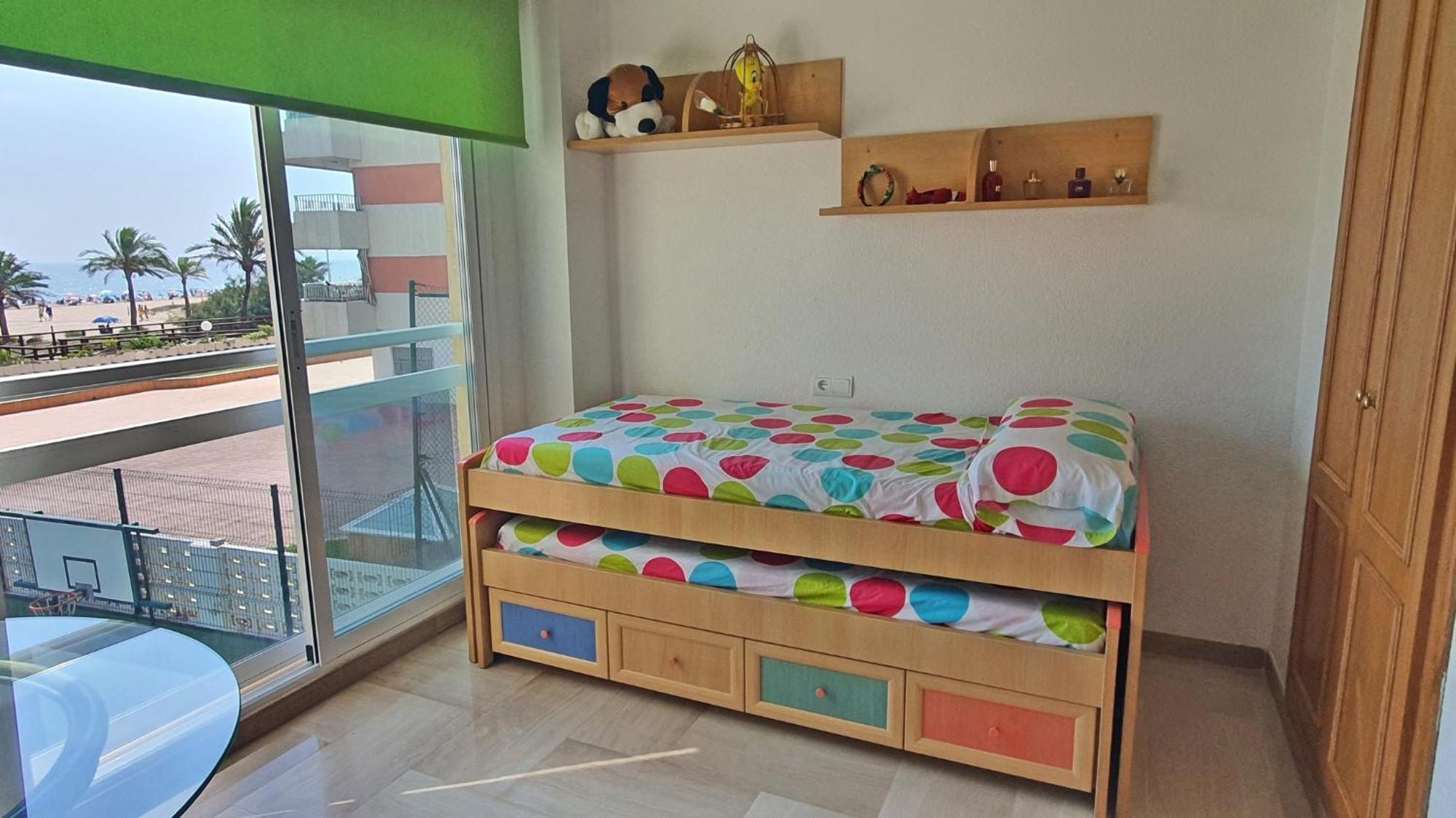 Aigua Blava Primera Linea - Alquiler Solo Familias Playa de Gandia Dış mekan fotoğraf